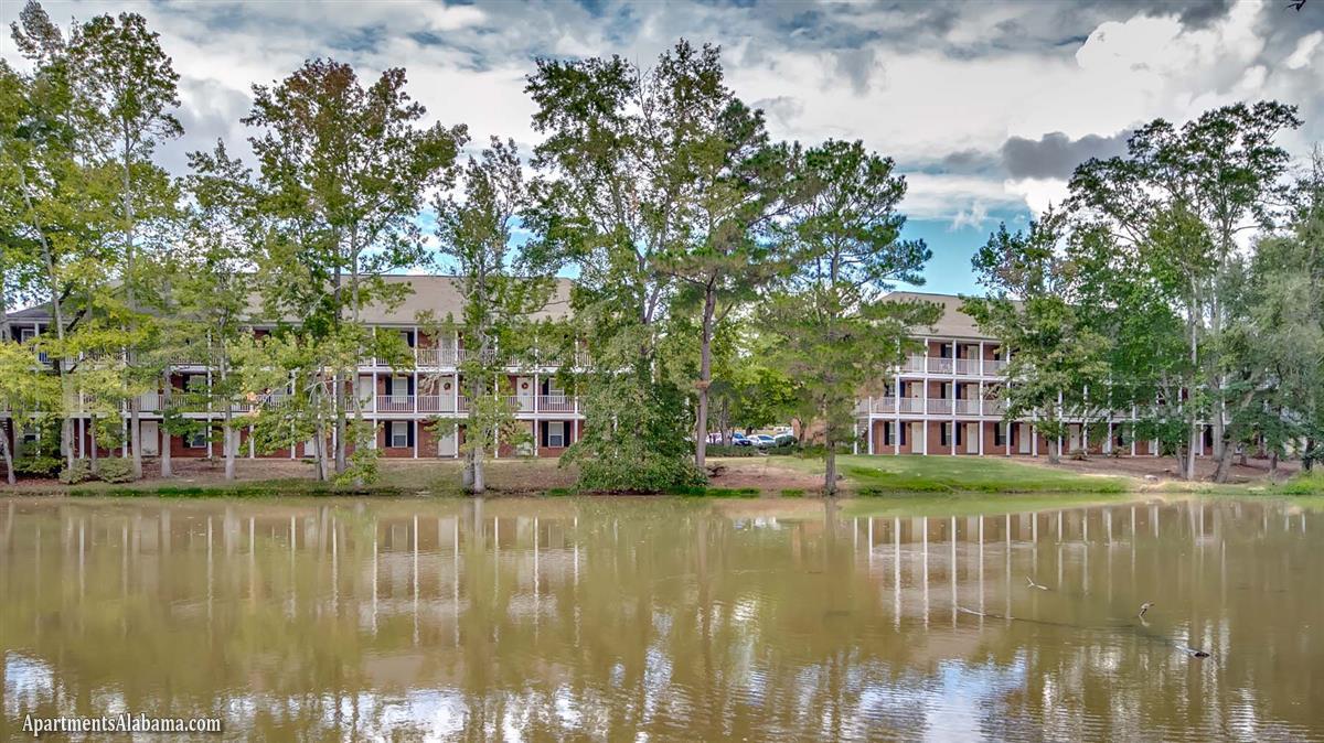 Lakewood Commons Apartment in Auburn, AL